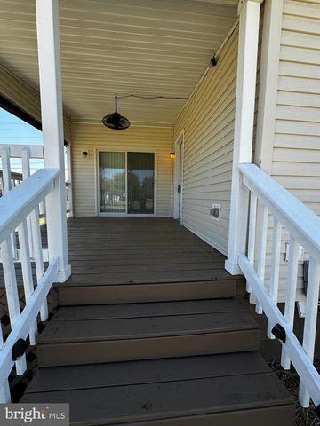 11433 TRUSSUM POND RD, Laurel, DE 19956