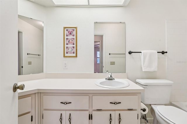 2108 GREENLAW COURT, Leesburg, FL 34788