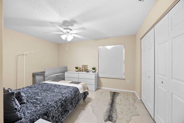 10552 Bobbie Lane, Royal Palm Beach, FL 33411