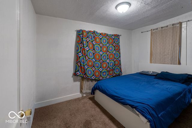 1612 Hst W 10th Street, Anderson, IN 46016