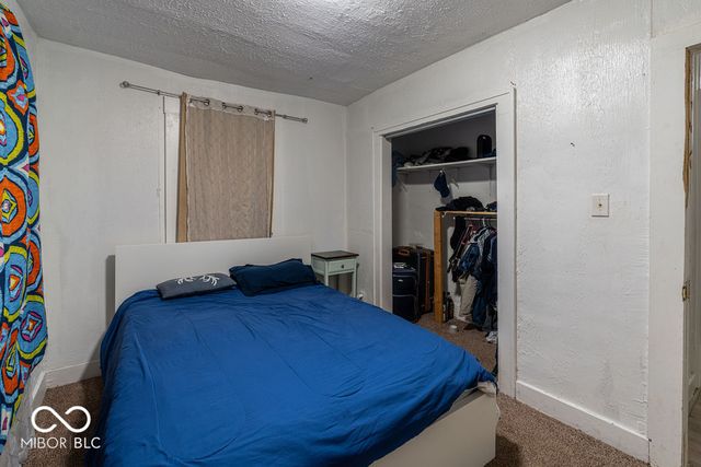 1612 Hst W 10th Street, Anderson, IN 46016