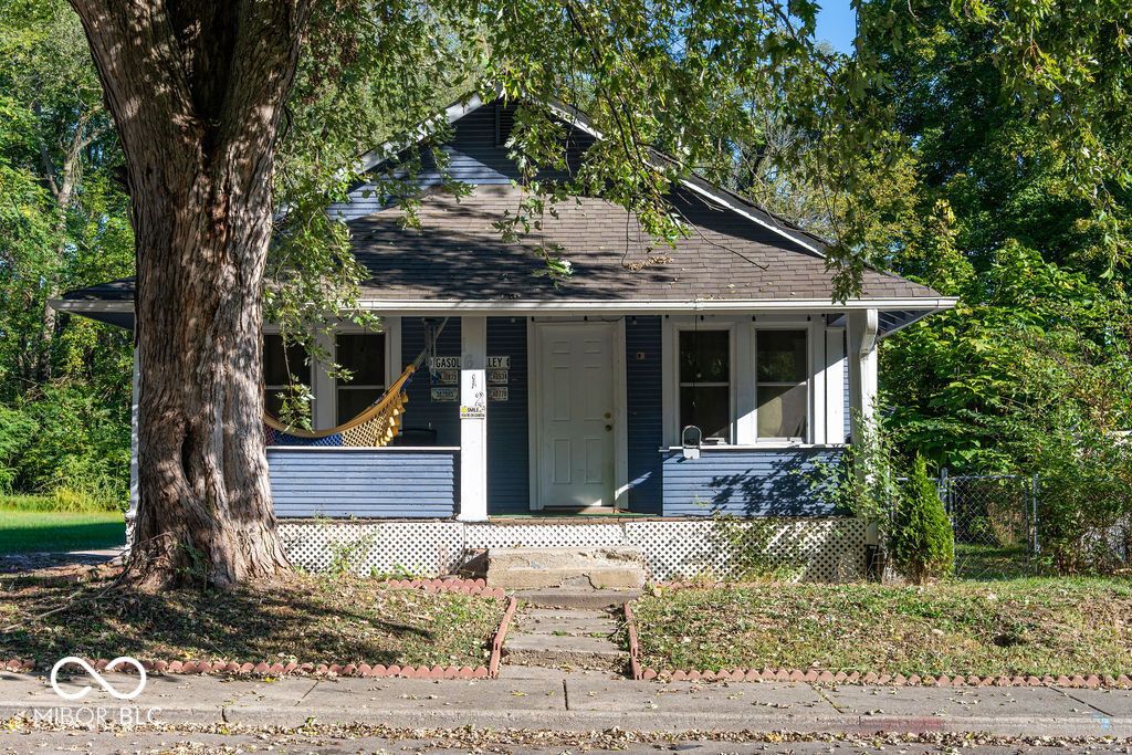 1612 Hst W 10th Street, Anderson, IN 46016