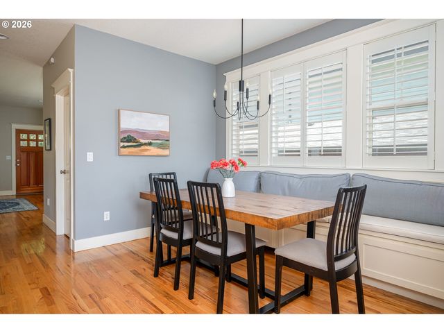 136 Se 71ST Ave, Portland, OR 97215
