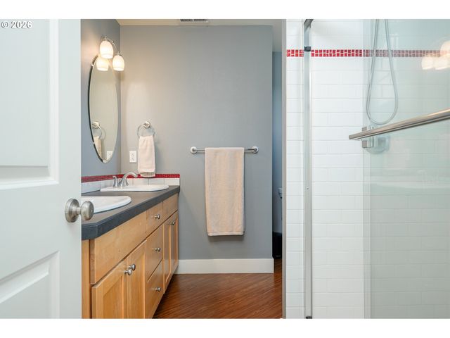 136 Se 71ST Ave, Portland, OR 97215