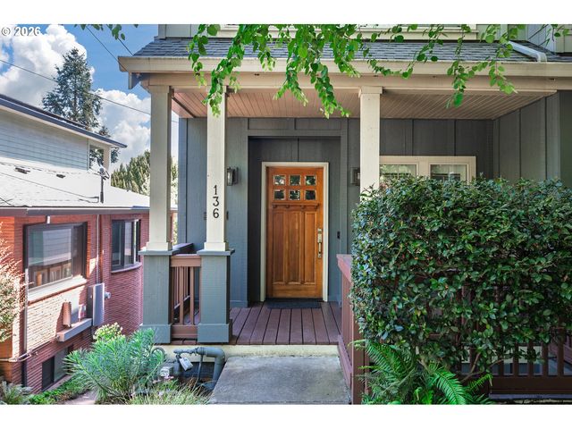 136 Se 71ST Ave, Portland, OR 97215