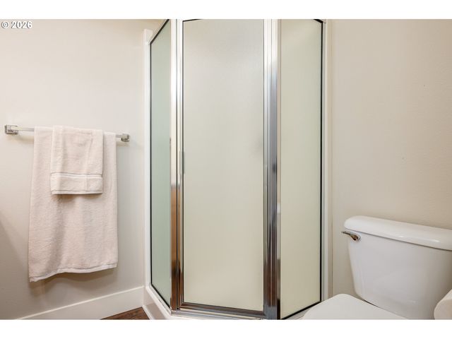 136 Se 71ST Ave, Portland, OR 97215