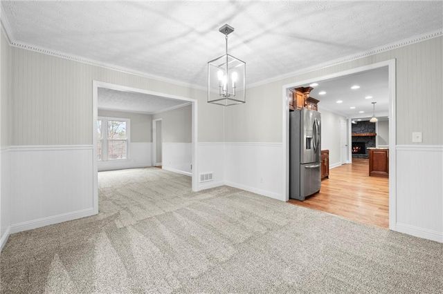 4947 Castlewood SW Drive, Lilburn, GA 30047