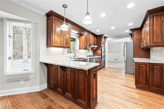 4947 Castlewood SW Drive, Lilburn, GA 30047