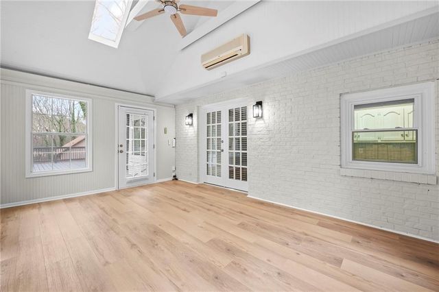 4947 Castlewood SW Drive, Lilburn, GA 30047