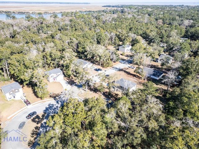 137 Sunrise Circle, Midway, GA 31320