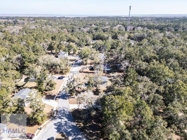 137 Sunrise Circle, Midway, GA 31320