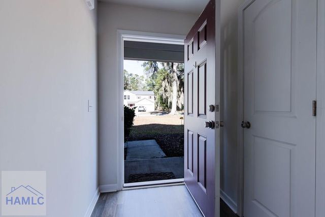 137 Sunrise Circle, Midway, GA 31320