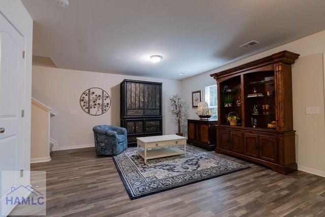 137 Sunrise Circle, Midway, GA 31320