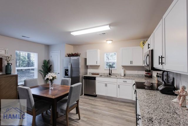 137 Sunrise Circle, Midway, GA 31320