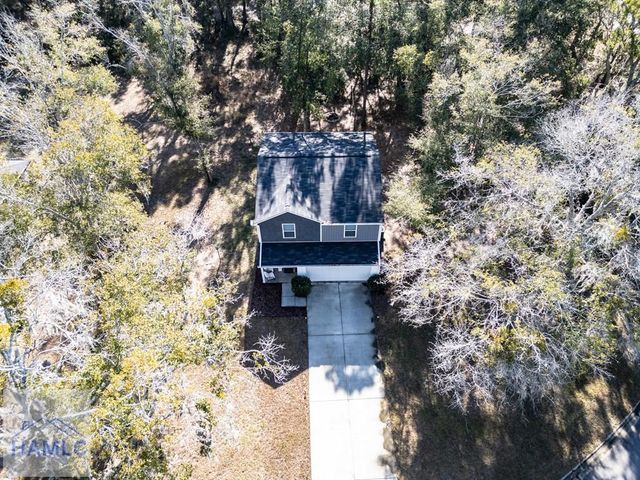 137 Sunrise Circle, Midway, GA 31320