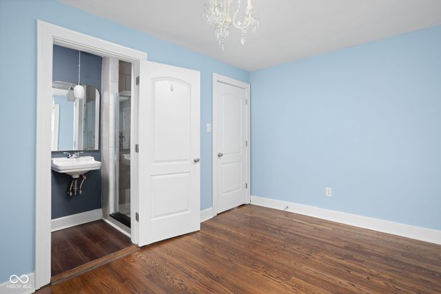 1601 Kessler Boulevard East Drive, Indianapolis, IN 46220