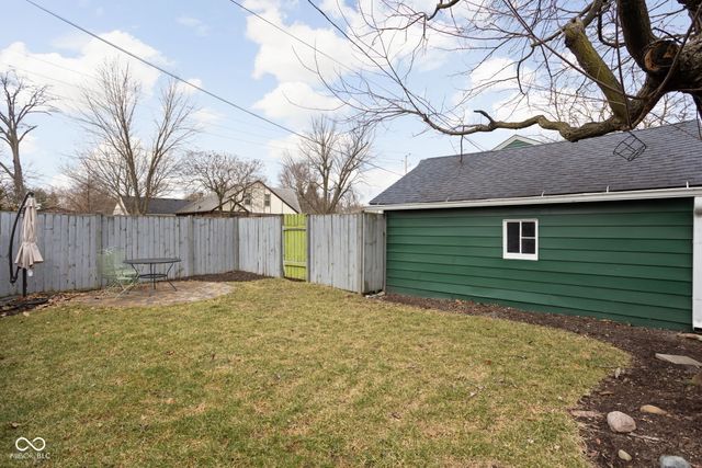 1601 Kessler Boulevard East Drive, Indianapolis, IN 46220