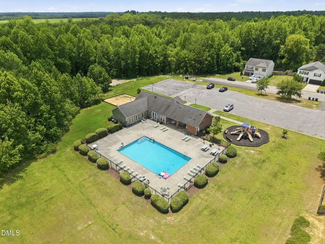 687 Botanical Court, Bunnlevel, NC 28323