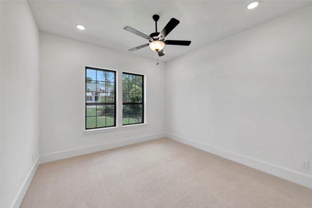 7745 Dog Wood Acres Drive, Montgomery, TX 77316