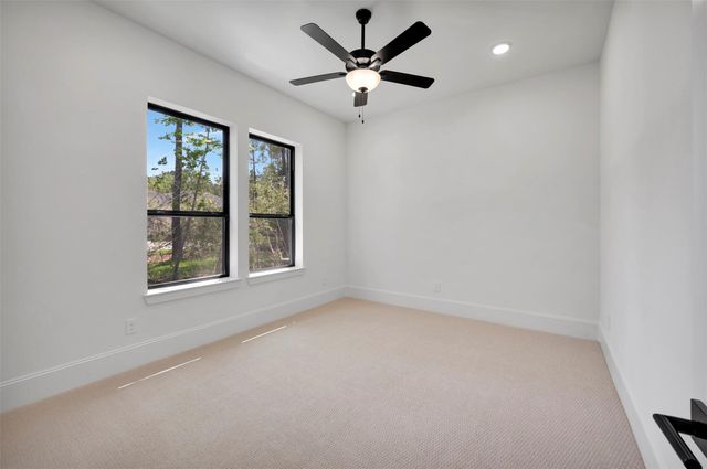 7745 Dog Wood Acres Drive, Montgomery, TX 77316