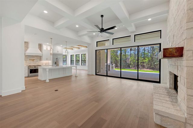 7745 Dog Wood Acres Drive, Montgomery, TX 77316