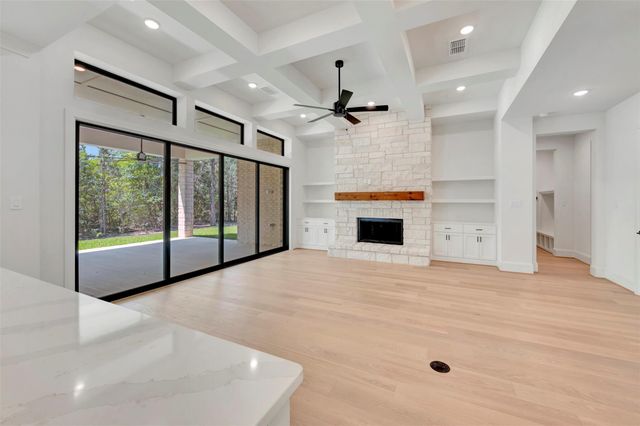 7745 Dog Wood Acres Drive, Montgomery, TX 77316