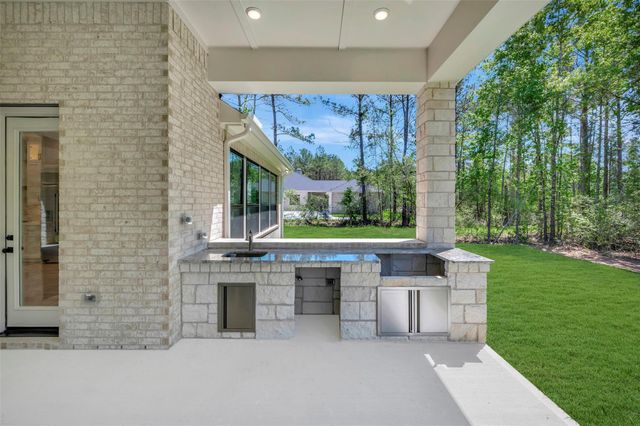 7745 Dog Wood Acres Drive, Montgomery, TX 77316