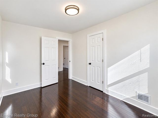 2955 Ewald Circle, Detroit, MI 48238