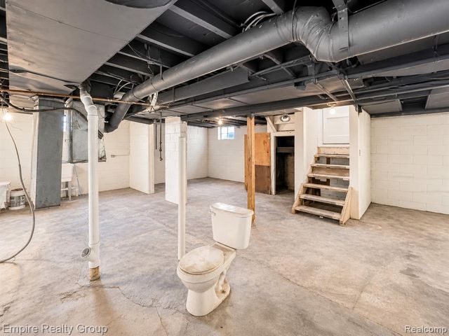 2955 Ewald Circle, Detroit, MI 48238