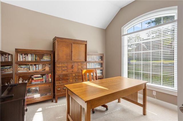 4066 Hill House Road SW, Smyrna, GA 30082