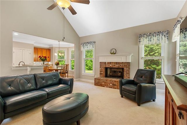 4066 Hill House Road SW, Smyrna, GA 30082