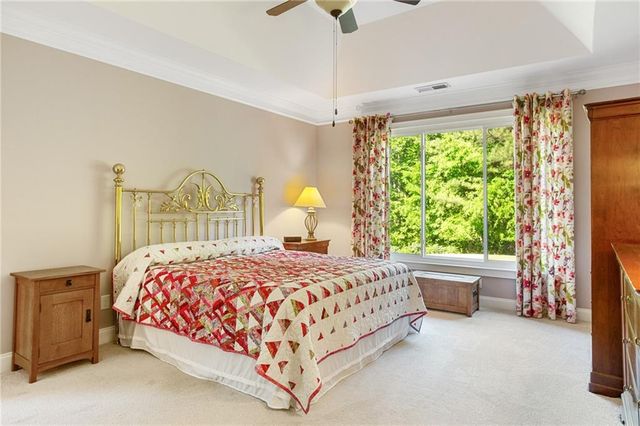 4066 Hill House Road SW, Smyrna, GA 30082