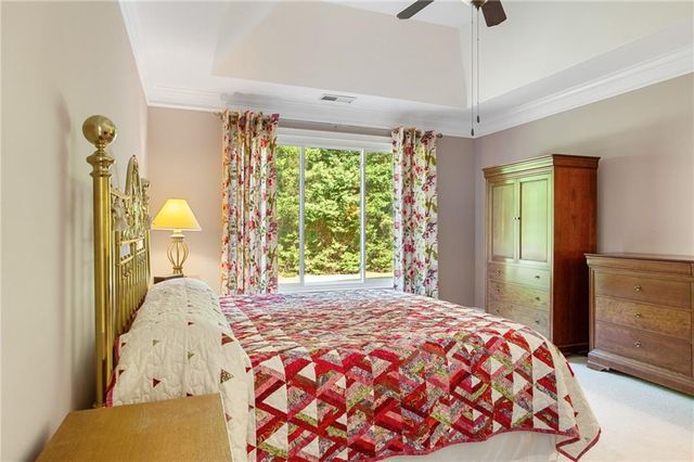 4066 Hill House Road SW, Smyrna, GA 30082