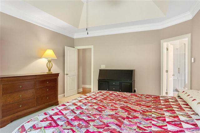 4066 Hill House Road SW, Smyrna, GA 30082