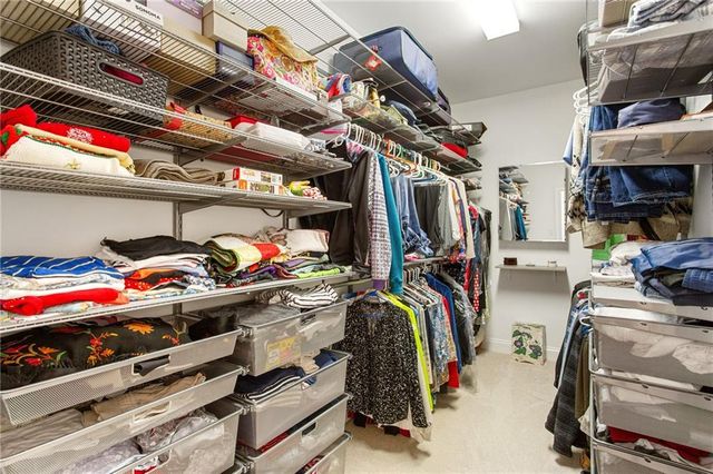4066 Hill House Road SW, Smyrna, GA 30082