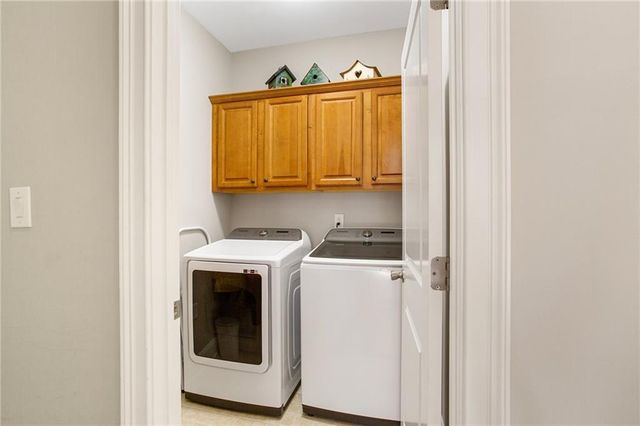 4066 Hill House Road SW, Smyrna, GA 30082