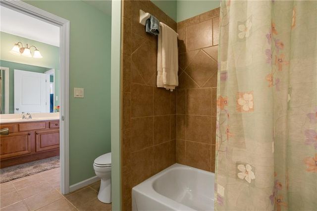 4066 Hill House Road SW, Smyrna, GA 30082
