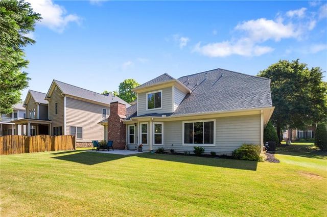 4066 Hill House Road SW, Smyrna, GA 30082