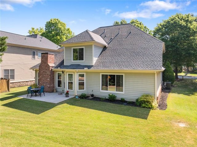 4066 Hill House Road SW, Smyrna, GA 30082