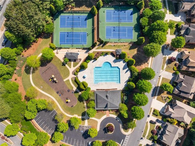 4066 Hill House Road SW, Smyrna, GA 30082