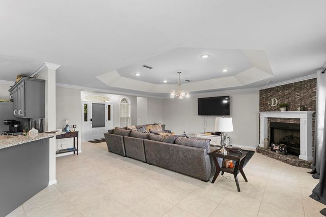 6 Piedmont Place, Enterprise, AL 36330