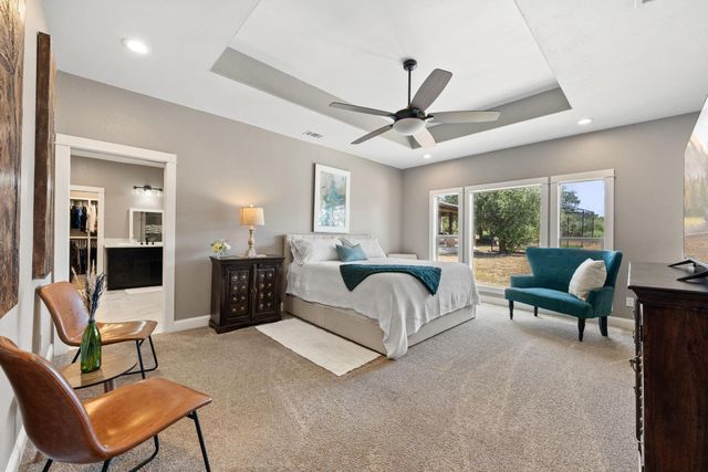 103 Creekside TRL, Spicewood, TX 78669