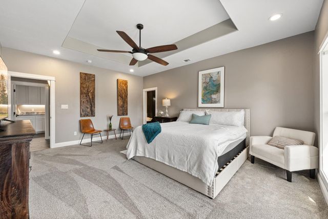 103 Creekside TRL, Spicewood, TX 78669