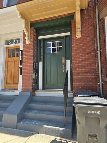 319 Spruce St 2, Chelsea, MA 02150