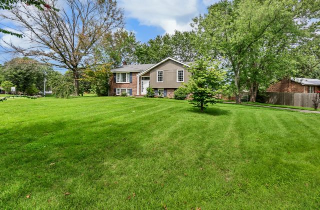 2279 Sentinel Dr, Clarksville, TN 37043