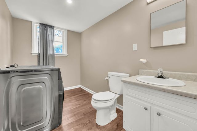 2279 Sentinel Dr, Clarksville, TN 37043