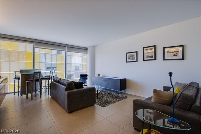 3722 Las Vegas Boulevard 810, Las Vegas, NV 89158