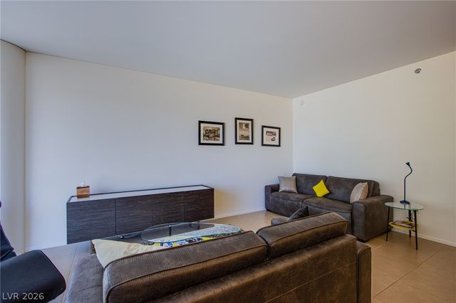 3722 Las Vegas Boulevard 810, Las Vegas, NV 89158