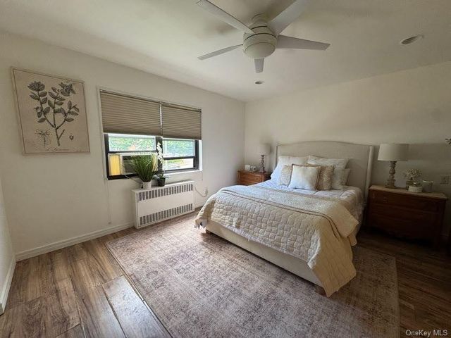 313 Main Street A, Roslyn, NY 11576