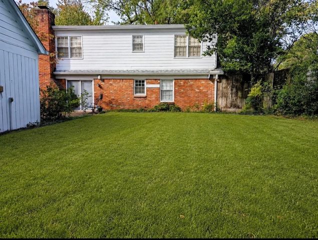 130 GREENBRIAR DR, Memphis, TN 38117